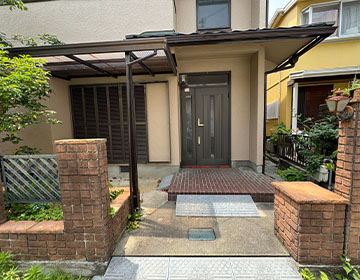 Exterior 2