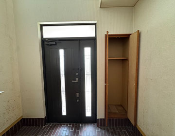 Entrance 2